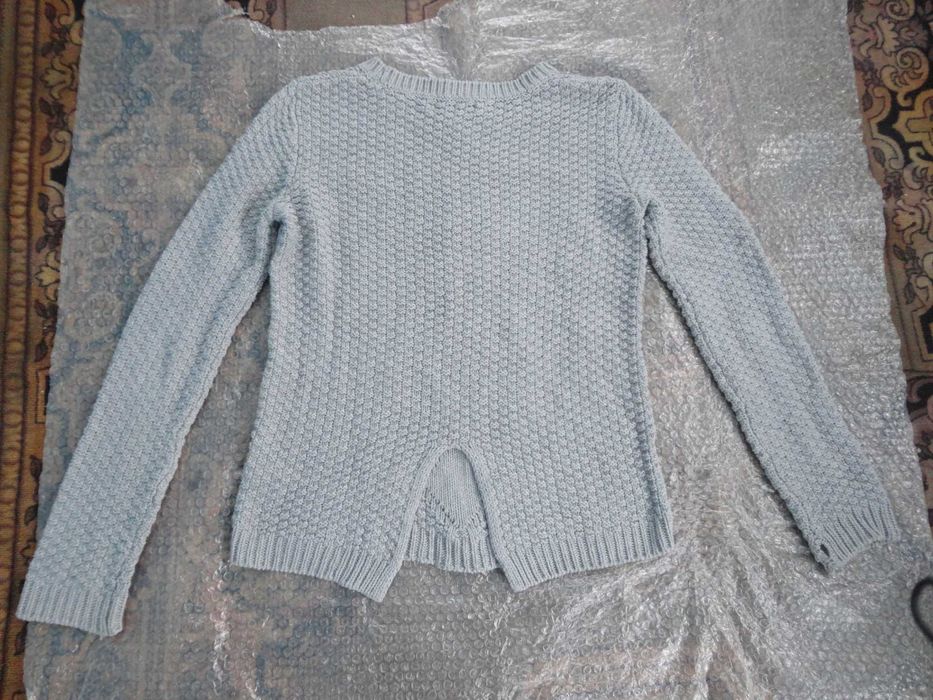 Суперова жіноча в"язана кофточка Moods of Norway.