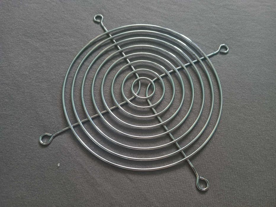 Używany wentylator Modecom 120mm 12V