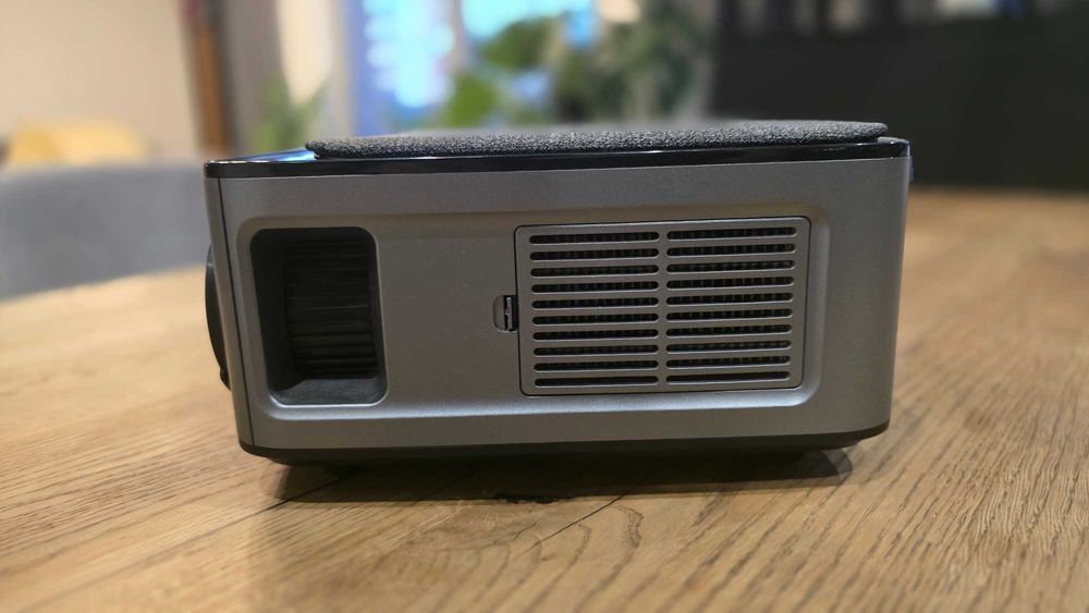 Projektor do kina domowego LED Z828