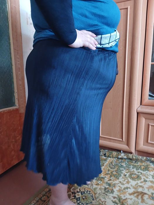 Продам спідницю плисіровану 62-64 розміра
