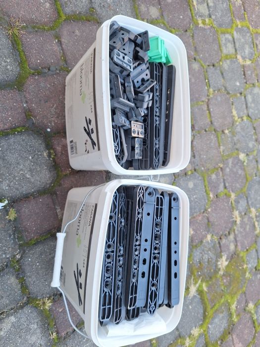 3x zestaw niewidoczne mocowanie deski drewna Blooma Castorama