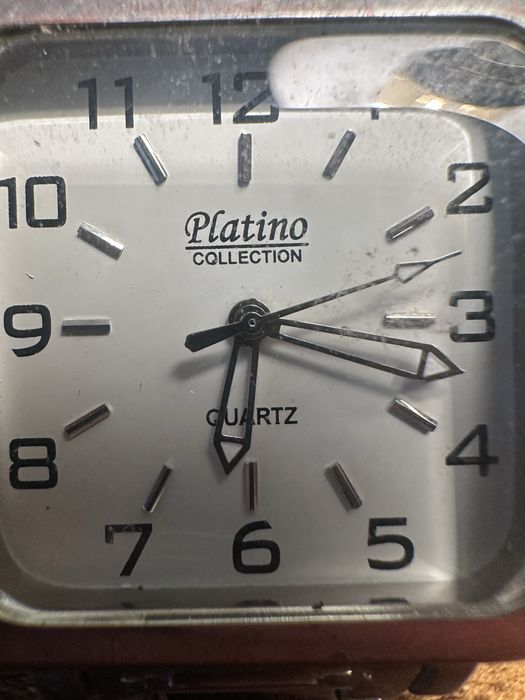 Zegarek kwarcowy Platino kwadratowa koperta srebrna bransoleta