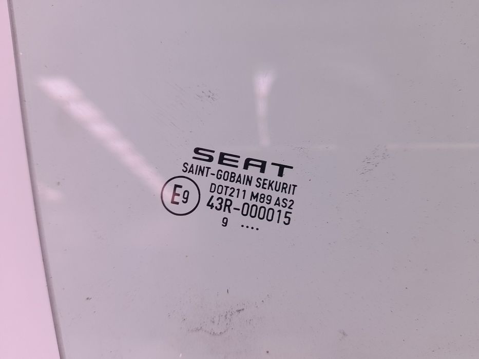 Vidro porta trás direito SEAT Ibiza IV (6J5, 6P1)