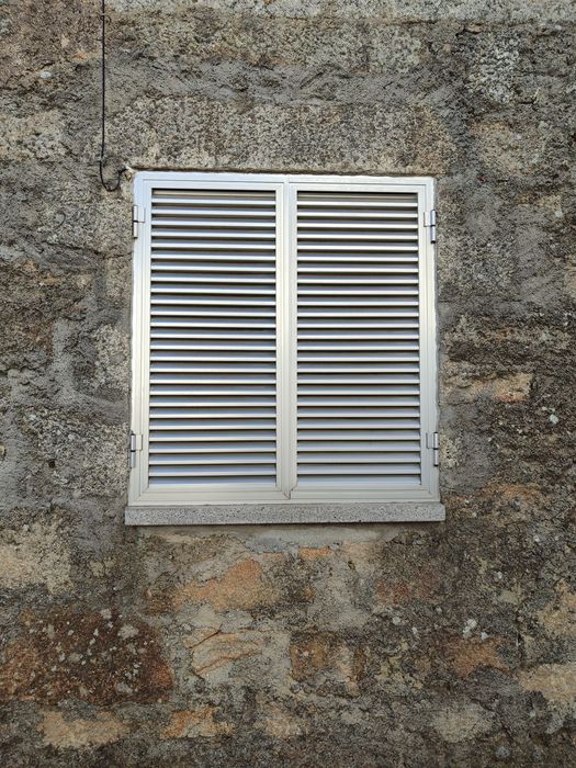 Portas e janelas de alumínio