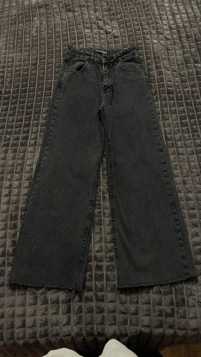 Джинси жіночі сірого кольору