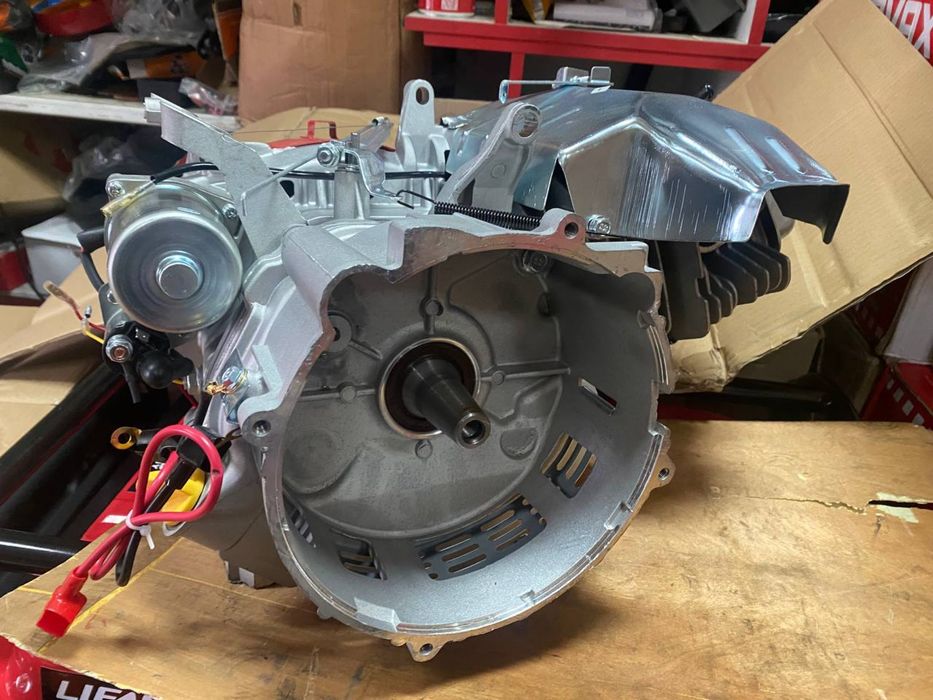 Двигуни на бензогенератор від 7.5 до 16 кс безкоштовна доставка