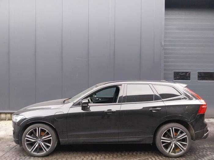 Запчастини VOLVO XC90 VOLVO XC60 VOLVO S90,  V90 Cross Country Вольво