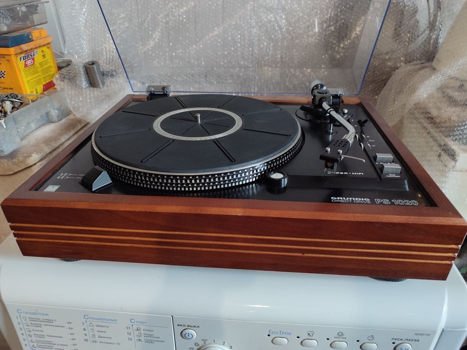 Продам програвач вінілу Grundig PS 1020