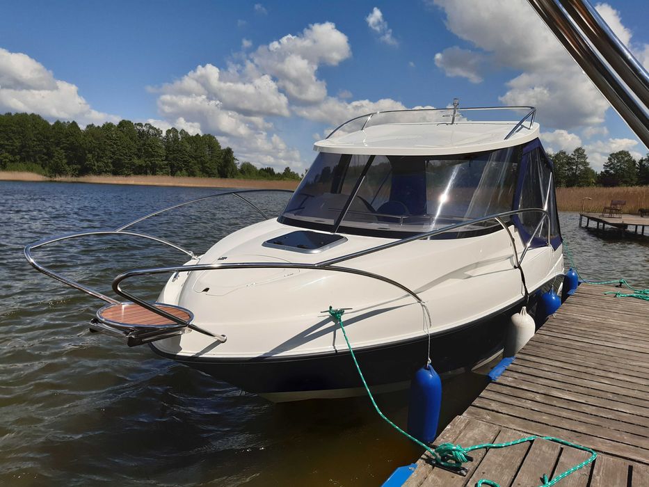 Czarter, wynajem  Jachtu motorowego  Escapade 600 , Ryn Mikołajki