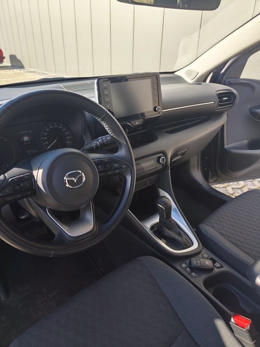 Mazda 2 híbrido 1.5
