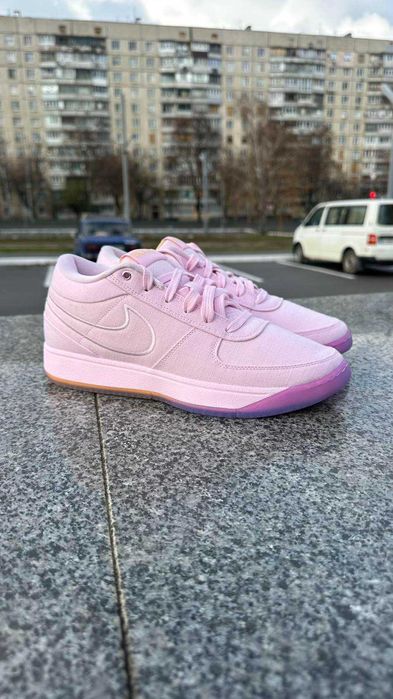 Nike Book 1 [US 8|26 cm]