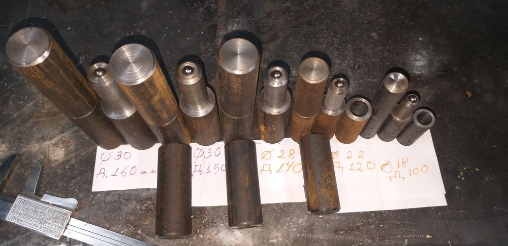 Завіси, петлі ,точені,приварніі для дверей,воріт(гаражні)