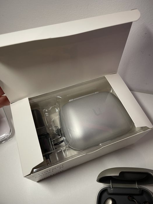 Sprzedam NOWE aparaty słuchowe UNITRON