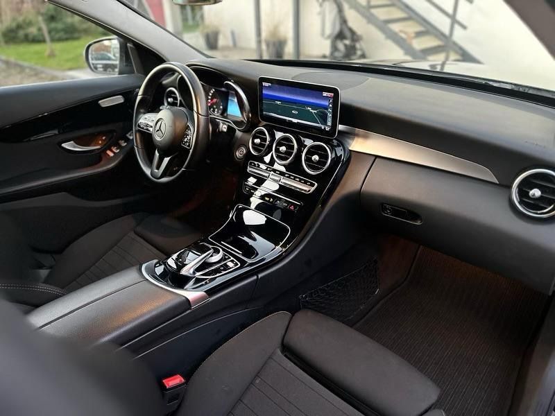 Merceds C-klasa kombi. Bogate wyposazenie.  Stan bardzo dobry