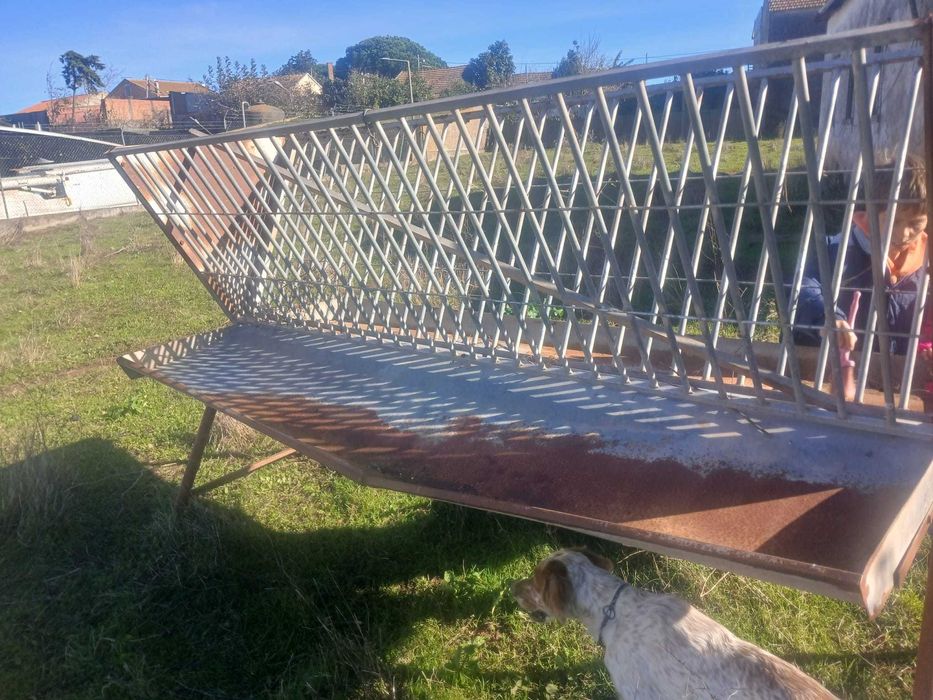 Manjedoura para Bovinos