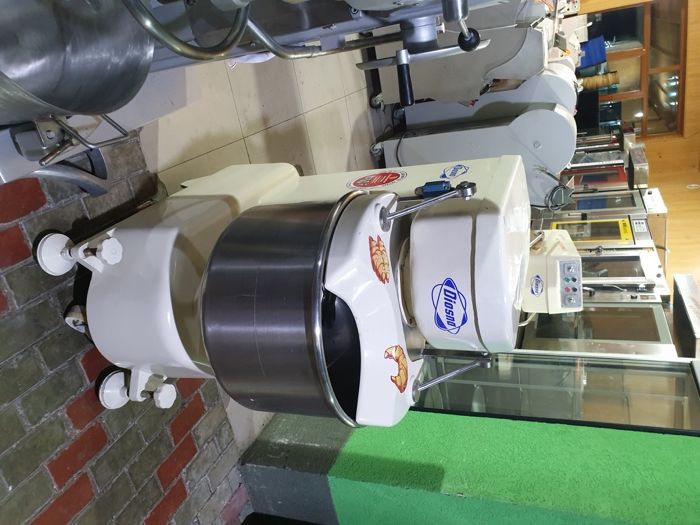 Тестомес для Пекарни и кондитерки Diosna с Германии