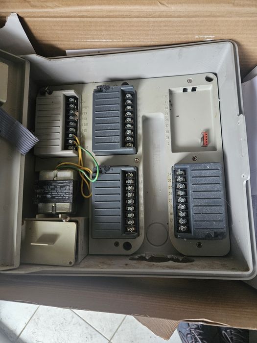 Контроллер автоматического полива Hunter ICC