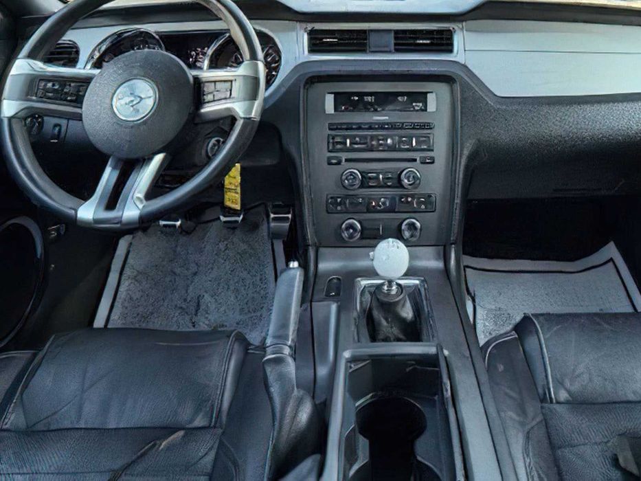 Ford Mustang V6 Premium      2014