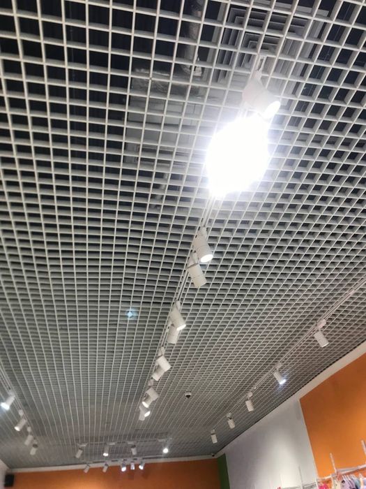 ЦІНА ЗНИЖЕНА!ТЕРМІНОВО!Грильято, білий колір, стан нової