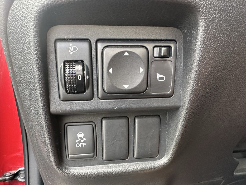 Nissan Juke — fotografia 12