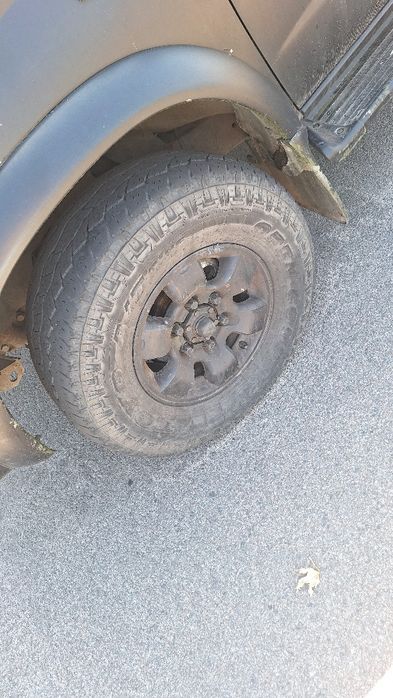 Nissan Navara 2.5 дизель 4×4 -1999