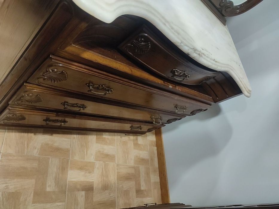 Cama mesinhas e comoda