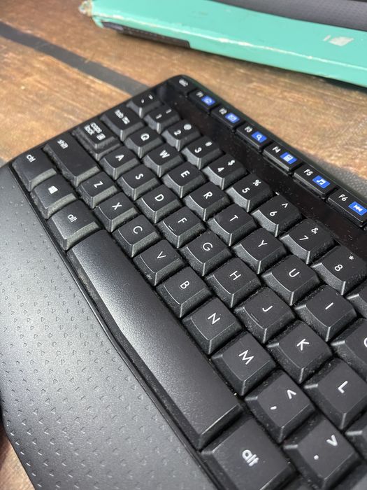 Logitech MK345 super stan Klawiatura i mysz combo