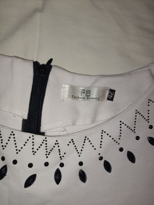 Платья женские элегантные