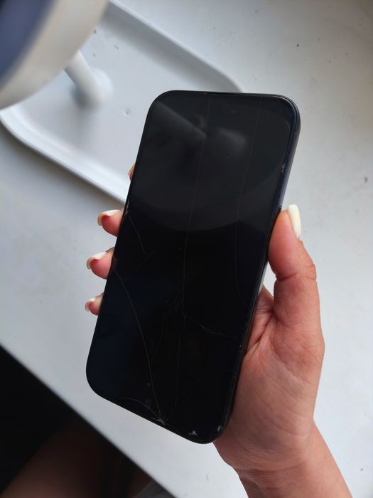 IPhone 15, 128Gb