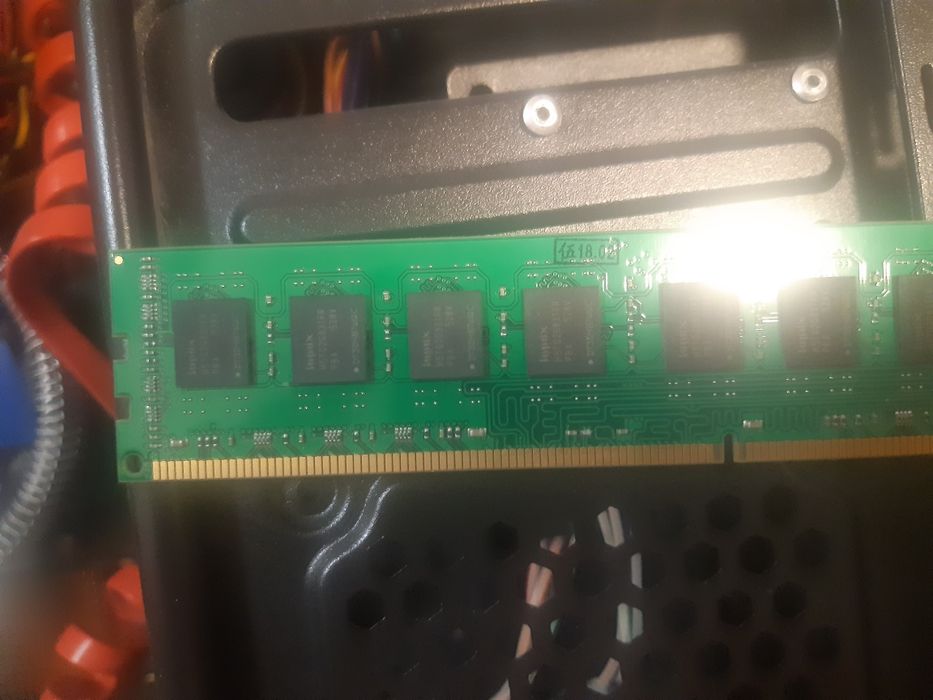 Запчастини до комп'ютера