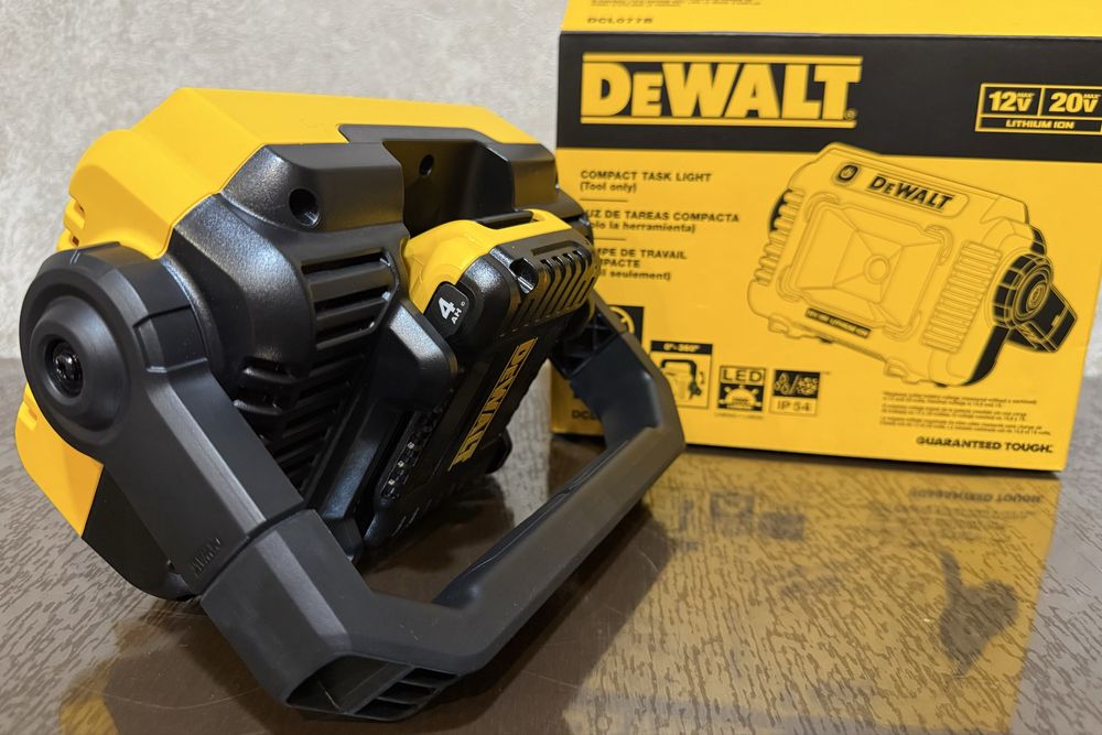 DeWalt DCL077 Ліхтар-прожектор