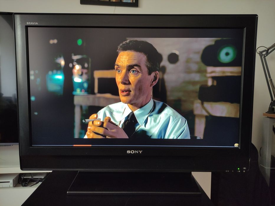 Televisão LCD Sony Bravia 32 polegadas