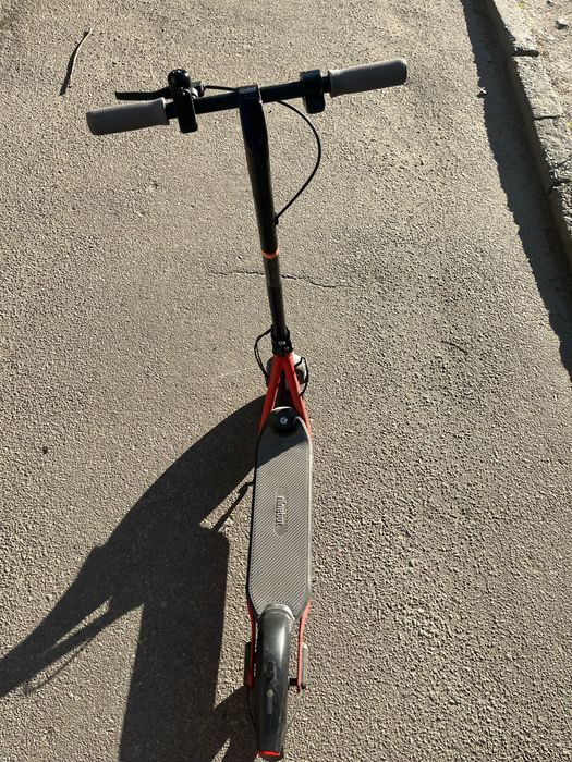 Електросамокат Ninebot d18e