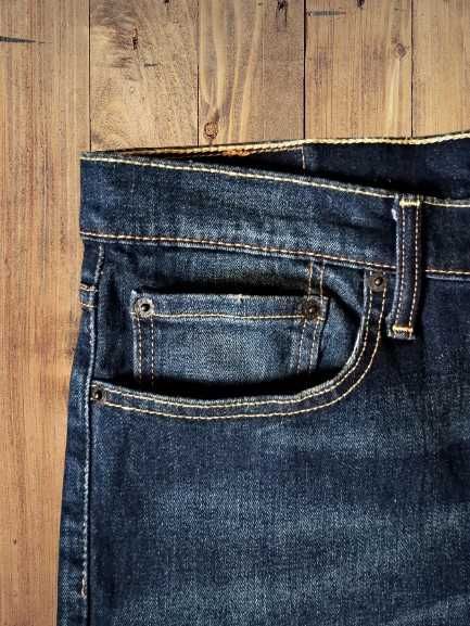 Levi's 510.  W-36. L-32.