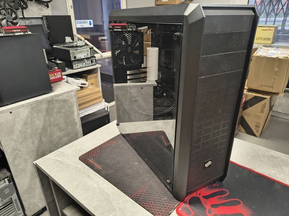 Obudowa komp silentumpc rg4t pure black z szybą ze szkła hartowanego