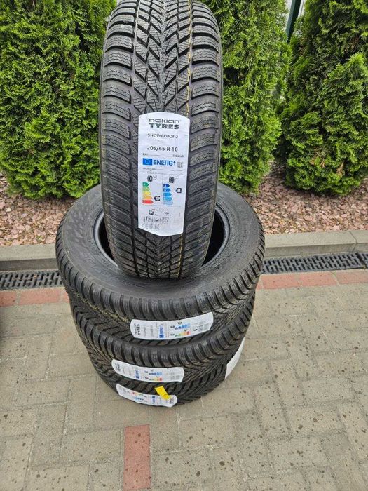 Шини 205/65 R16 95H Nokian Snowproof 2