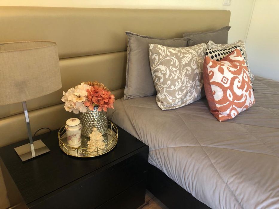 Mobília de quarto de casal moderna