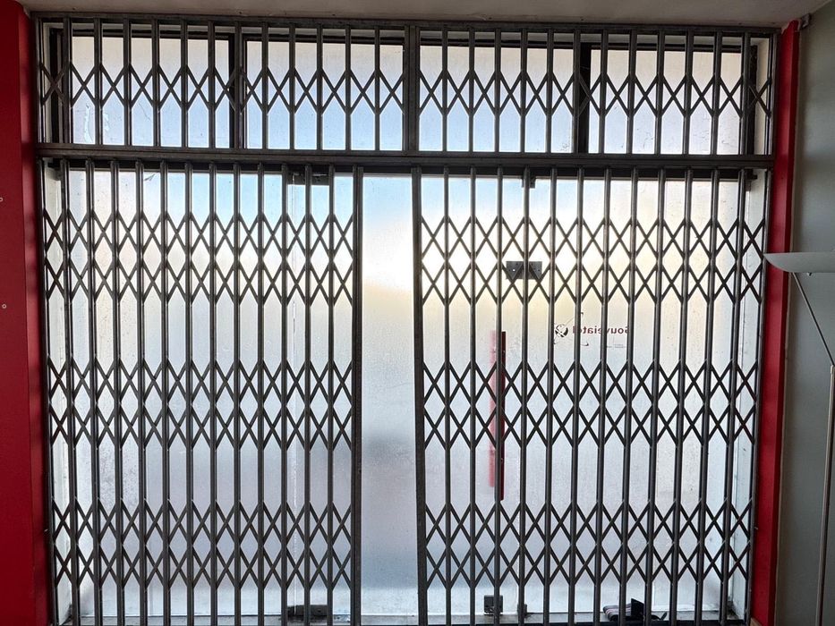 Grades de proteção em fole zincado