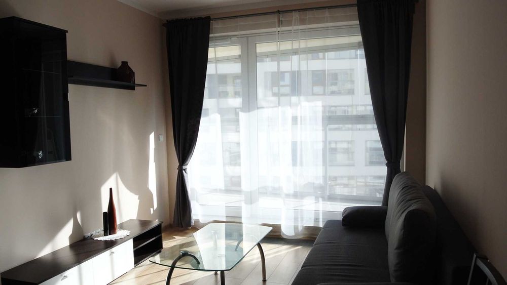 Przytulne 45 m² z garażem i komórką – 3 minuty od metra Imielin!