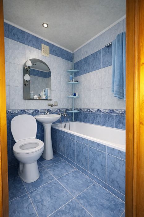 Здам двокімнатну квартиру.