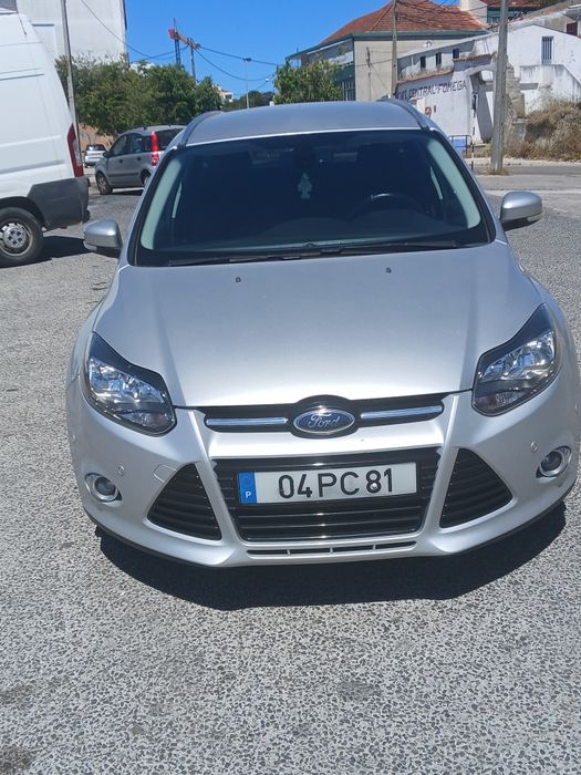Carrinha Ford focus - bom estado e revisões em dia