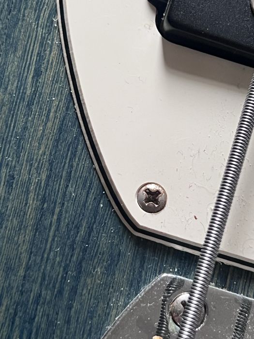 Gitara basowa (zrobiona na zamówienie przez polskiego producenta)