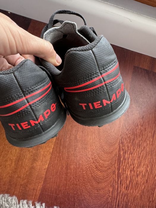 Nike Tiempo buty piłkarskie korki czarne r 36