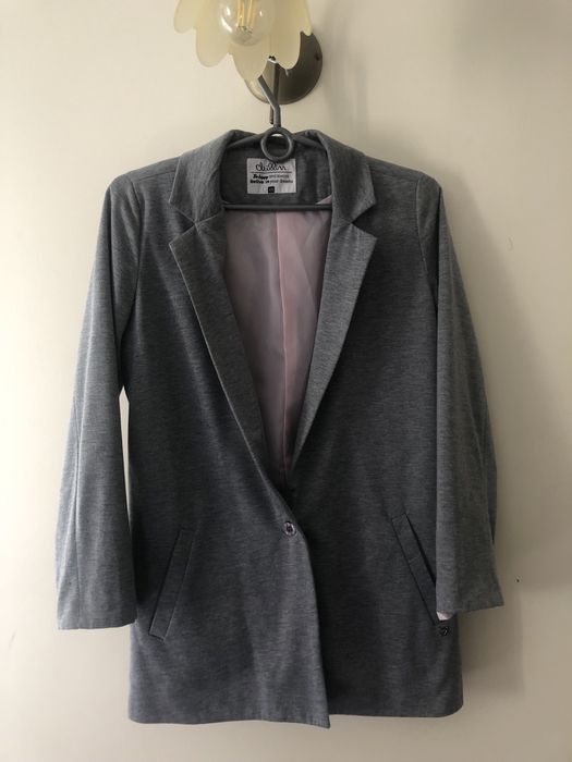 Szara marynarka Cropp