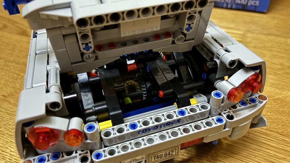 LEGO GTR-34.
