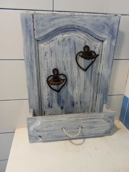 Porta com gaveta
