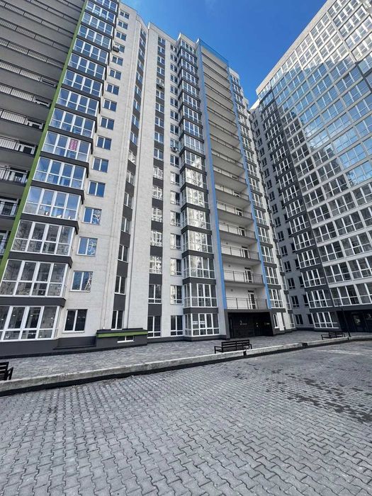 Продаж квартири з євроремонтом в центрі — ЖК «Акварель 3»