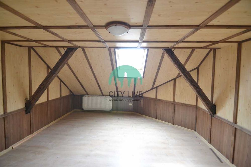 Продається будинок 296 м² у с. Микитинці (60)