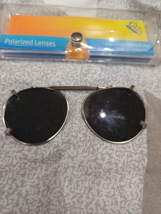 Пенсне с футляром