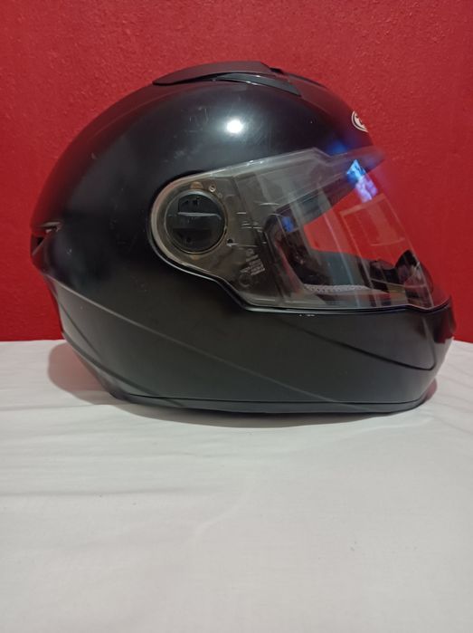 Capacete usado em bom estado